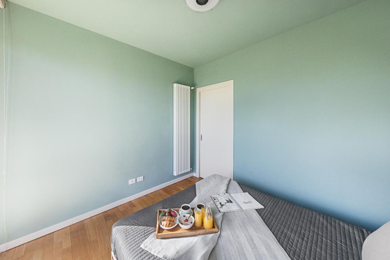 La Bouganville P1-1 Apartment By Wonderful Italy ตอสโกลาโน มาแดร์โน ภายนอก รูปภาพ